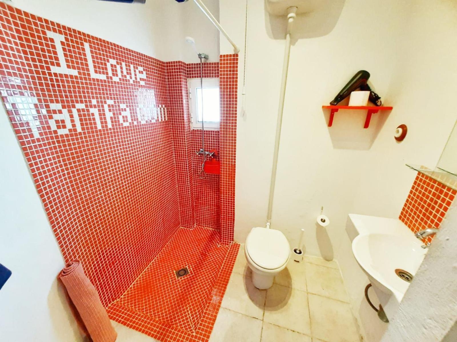 タリファThe Roofアパートメント 部屋 写真